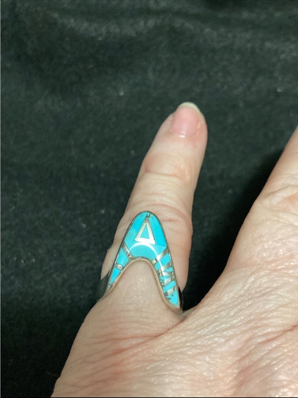 Santa Fe Style Kingman Turquoise ring
V shaped size 8 - Picture 4 of 4